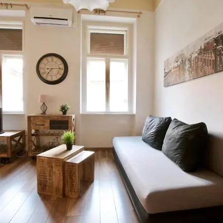 Scarlet Timber Apartmán Budapešť
